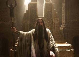 Ciarán Hinds entra para o elenco de ‘Isle of Man’, filme sobre a corrida de motocicletas mais PERIGOSA do mundo ciarán hinds o senhor dos anéis os anéis de poder série (1)