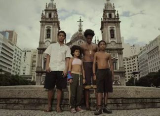 Crítica em Vídeo | Netflix reconta tragédia nacional com a DILACERANTE minissérie ‘Os Quatro da Candelária’ os quatro da candelaria 02 (1)