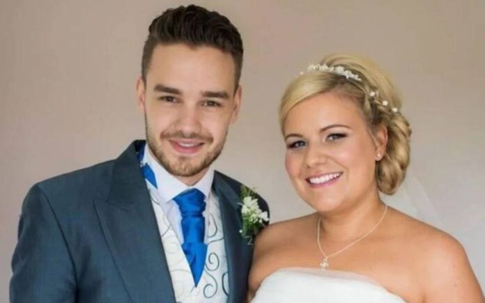 Casal sorrindo em casamento, vestido e terno.