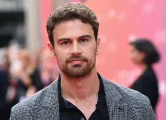 Theo James estrelará ‘The Hole’, novo thriller do diretor de ‘Eu Vi o Diabo’ theo james