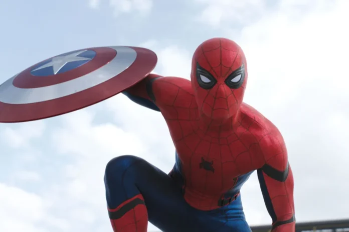 Homem-Aranha agachado segurando escudo do Capitão América