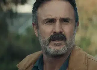 Novo terror slasher estrelado por David Arquette, da franquia ‘Pânico’, ganha SINOPSE