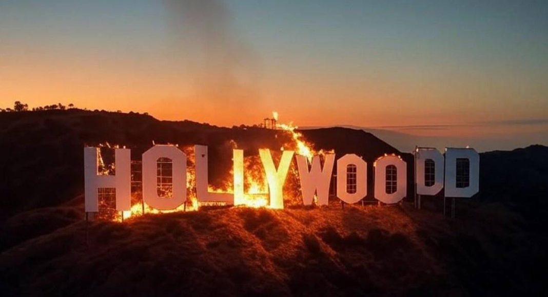 Letreiro de Hollywood com incêndio ao entardecer