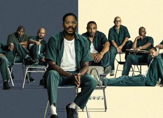 Crítica | Incrível História Real Com Atores Detentos Alicerça Indicações ao Oscar de ‘Sing Sing’ Homens diversos vestindo uniformes verdes posando juntos.