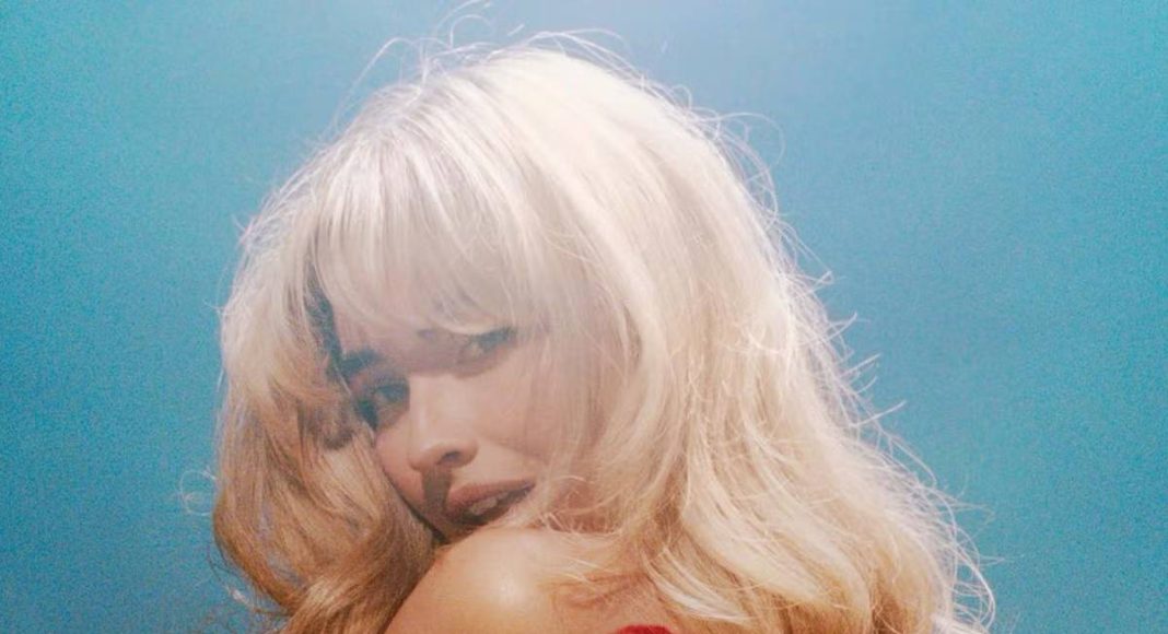 sabrina carpenter short n sweet deluxe sabrina carpenter short n sweet deluxe