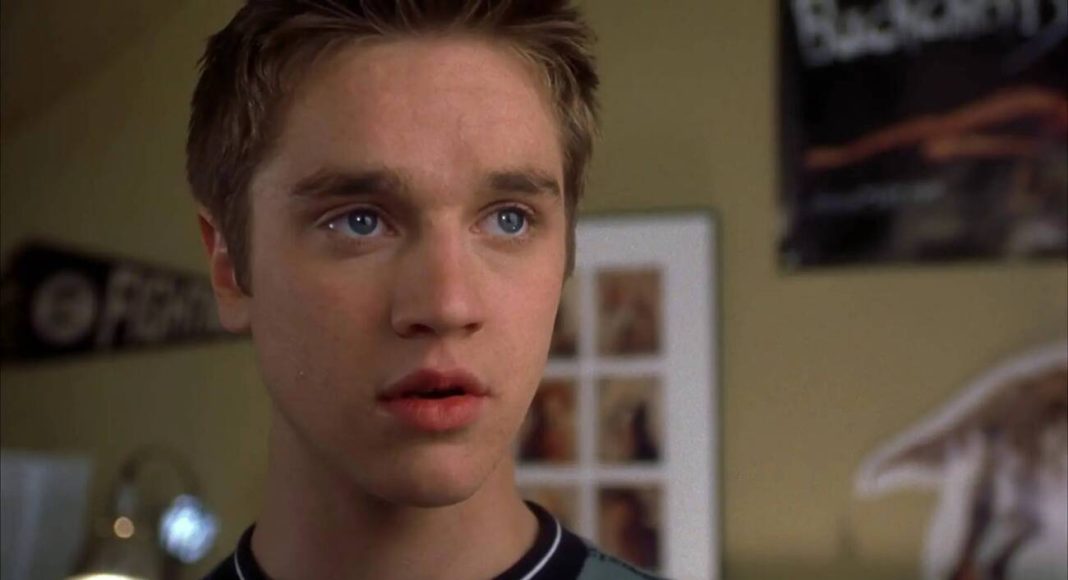 devon sawa premonição