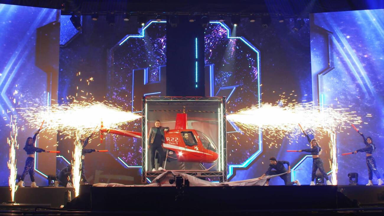 007 ILLUSIONSHOW PHOTO PRESS HK.jpg