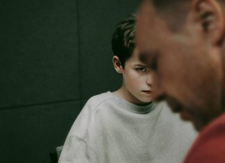 ‘Adolescência’ leva para casa TRÊS estatuetas do Spirit Awards 2026