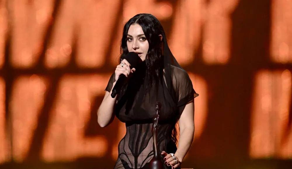 charli xcx brit awards