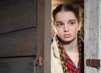 ‘Carrie’: Summer H. Howell está em negociações para estrelar série de Mike Flanagan