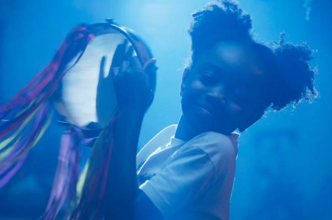 Clarice vê Estrelas, de Letícia Pires