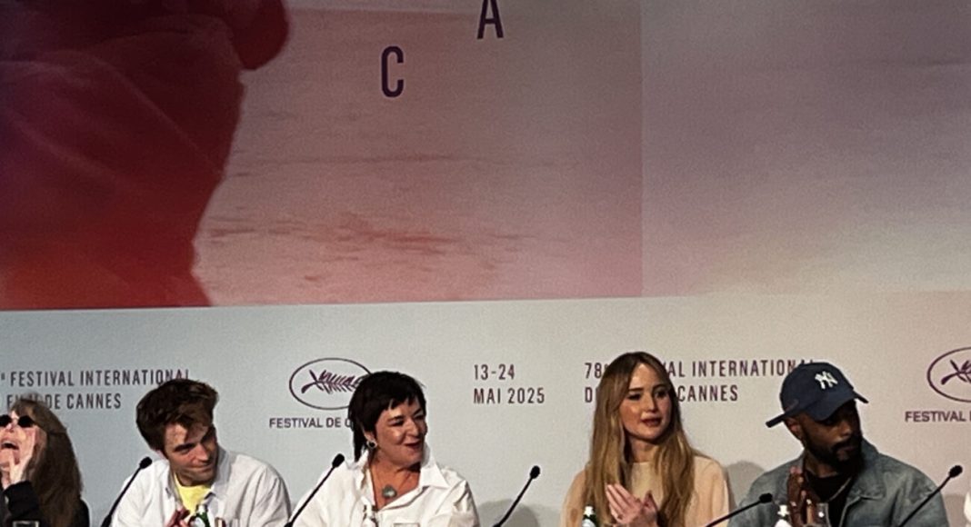 Morra Amor - Jennifer Lawrence - Festival de Cannes