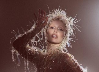 Miley Cyrus: Something Beautiful