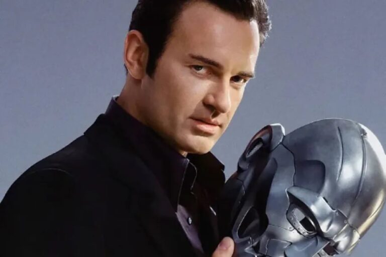 Astros de ‘Quarteto Fantástico’ se DESPEDEM de Julian McMahon: “Cada encontro com ele era uma alegria”