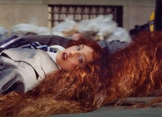 Chappell Roan revela que seu novo álbum de estúdio ainda NÃO existe