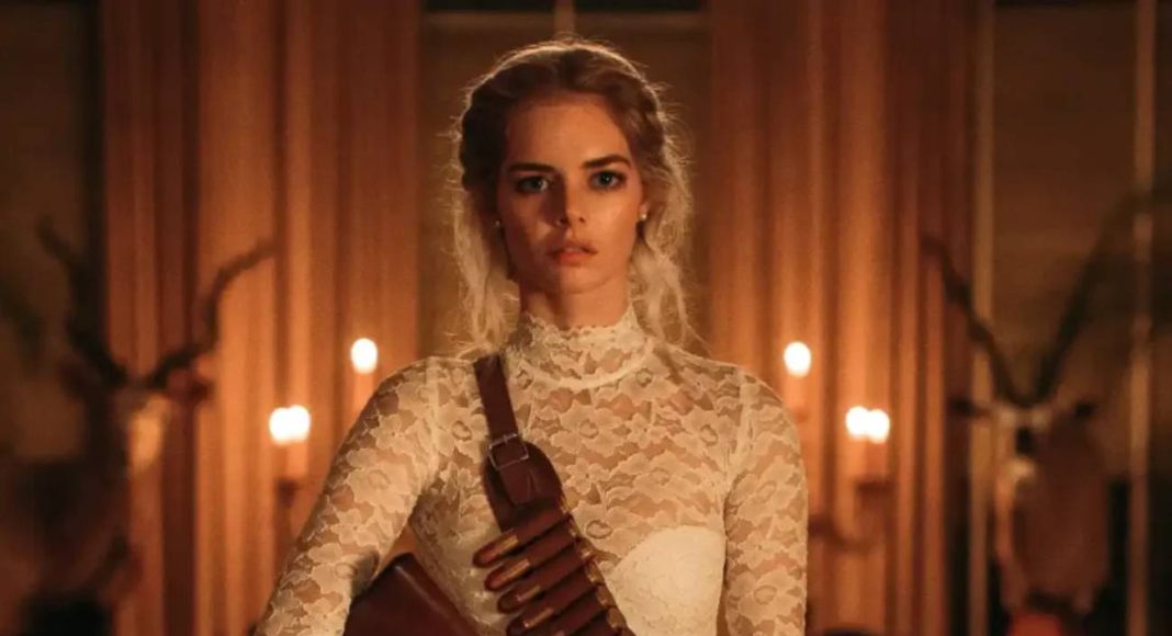 casamento-sangrento-Samara Weaving