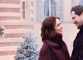 Crítica | Minka Kelly e Tom Wozniczka brilham na adorável rom-com natalina ‘Borbulhas de Amor’