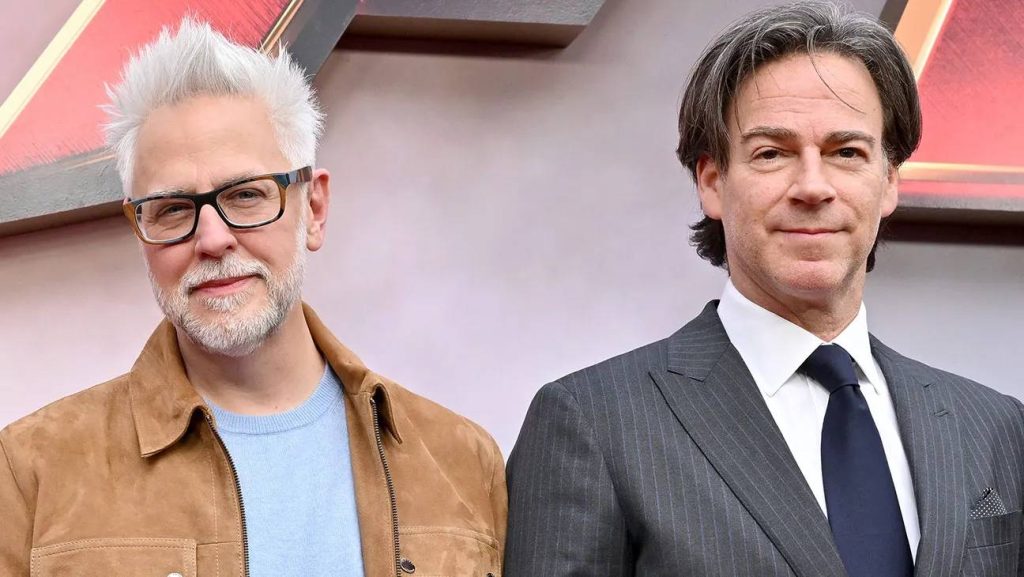 James Gunn e Peter Safran deve continuar como chefões da DC após fusão da Warner com a Paramount