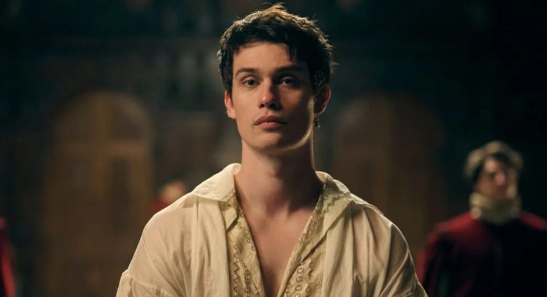 nicholas galitzine (1)