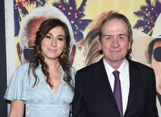 Victoria Jones, filha do ator Tommy Lee Jones, morre aos 34 anos