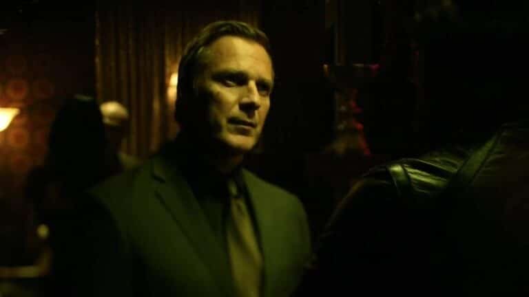 ‘Trinity’: Astro de ‘Arrow’ é escalado para o novo THRILLER político da Netflix