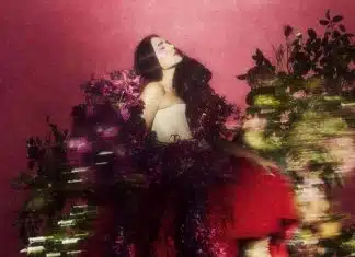 Jessie Ware anuncia clipe de “Sauna”, novo single do álbum ‘Superbloom’