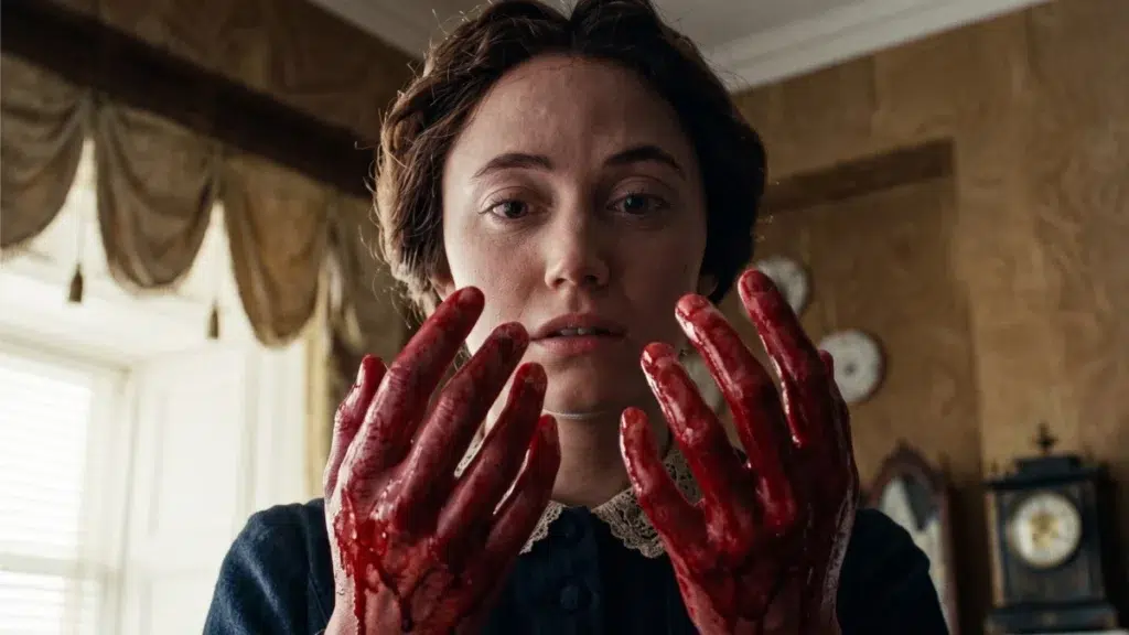 Maika Monroe é uma ‘Psicopata Vitoriana’ no cartaz do terror gótico; Novo trailer será lan