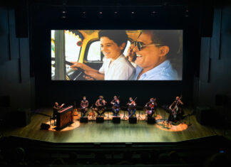 Quinteto de Cordas ALMAI toca trilha de Central do Brasil (1998) no CineBH