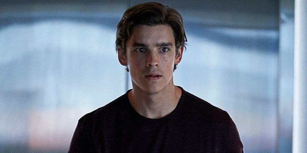 Brenton Thwaites, de ‘Titãs’, estrelará novo thriller pós-apocalíptico do diretor de ‘Natal Sangrento’