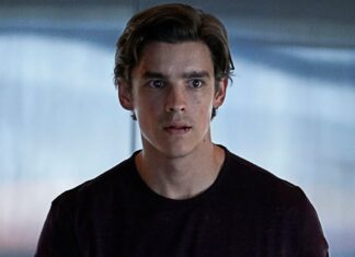 Brenton Thwaites, de ‘Titãs’, estrelará novo thriller pós-apocalíptico do diretor de ‘Natal Sangrento’