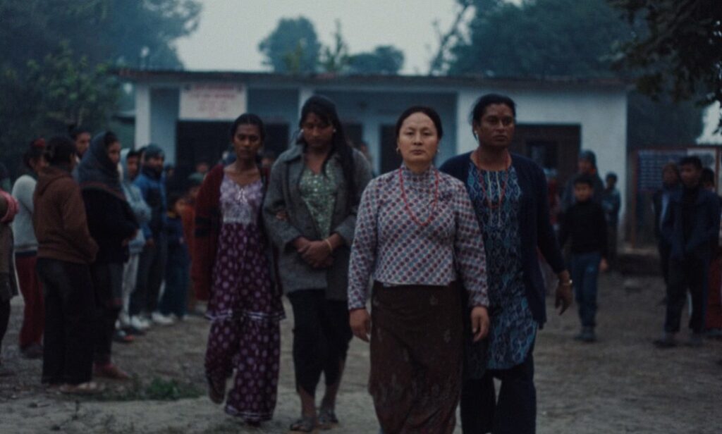‘Elefantes na Névoa’: Escolha do Nepal para o Oscar 2027 ganha trailer e pôster; Confira!