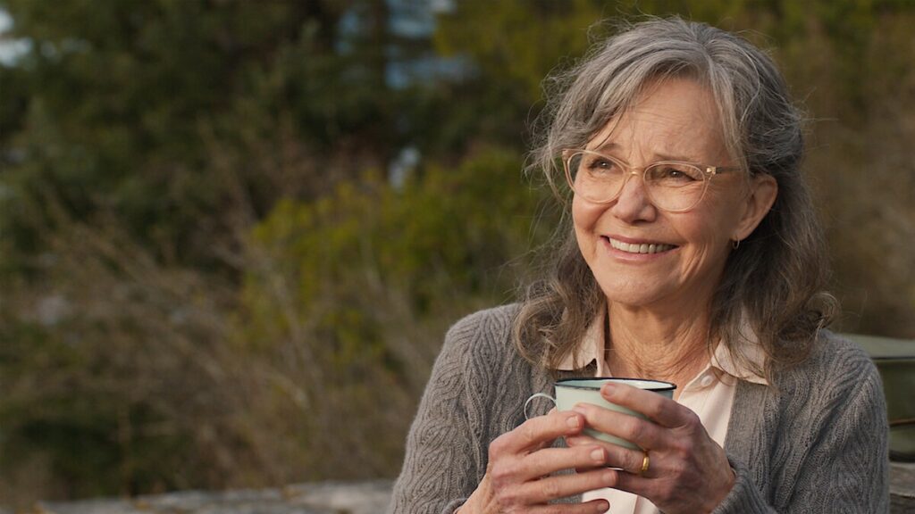 Sally Field vence o Emmy por ‘Criaturas Extraordinariamente Brilhantes’; Revisite outras performances INCRÍVEIS da lendária atriz!