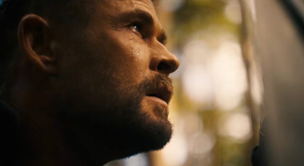 ‘Vingadores: Doutor Destino’: Colecionável oferece visual DETALHADO de Chris Hemsworth como Thor