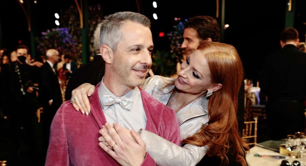 jeremy strong jessica chastain
