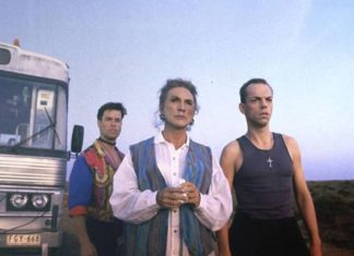 Guy Pearce homenageia Terence Stamp após morte do ator: “Adeus, querido Tel” Priscila a rainha do deserto (1)