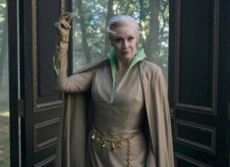 ‘Wandinha’: Gwendoline Christie celebra retorno como Larissa Weems e comenta possível participação na 3ª temporada